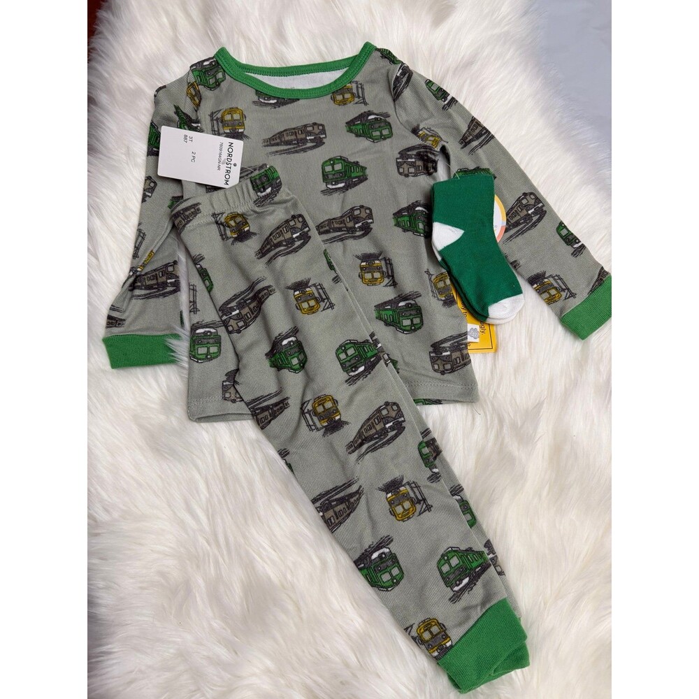 Sleep on It Supesoft fitted two-piece pajamas and socks.